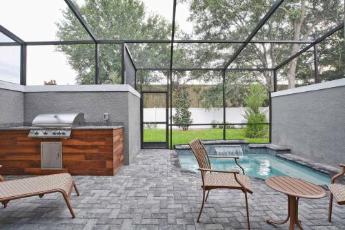 Beautiful 4BD home Themed Pool and Grill 4417 photo 22