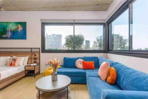 Un lugar para sentarse en Amine Apart-Hotel by Stayinn