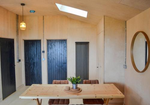 Gambar di galeri bagi Cosy hideaway nestled between Aberporth & Tresaith di Tresaith