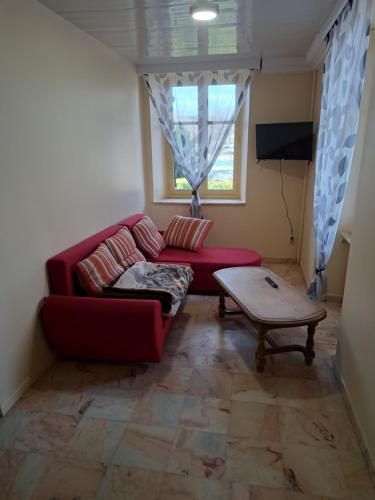 Photo de la galerie de l'établissement Gite de l'ecluse, à Chevillon