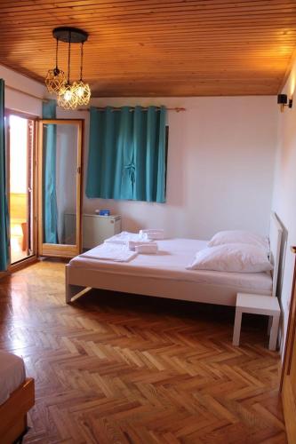 Apartment Complex in Pirovac