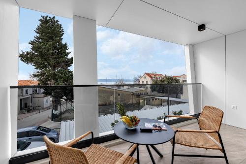 Balkón nebo terasa v ubytování Perla Apartments Baska Voda