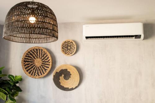 Gambar di galeri bagi Cozy Apartment With Free Parking Coworking di Panama City