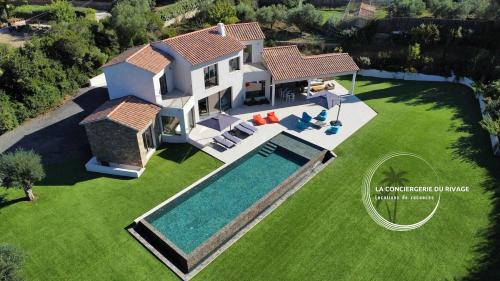 Villa Maéna - Grande piscine - Entre mer et nature