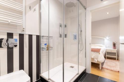 Urban Chic Moyua by Next Stop Bilbao