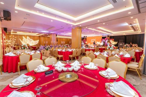 Un restaurante o sitio para comer en Levo Hotel