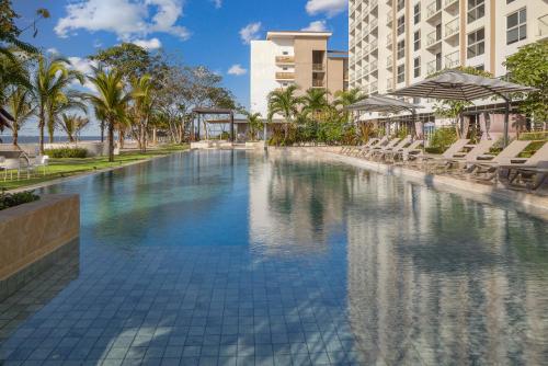 Bazén v ubytování Radisson Riviera Panama nebo v jeho okolí