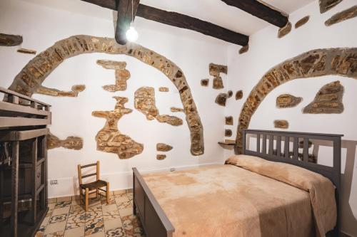 Postel nebo postele na pokoji v ubytování Casa Dame - Old Town Authentic Traditional Home