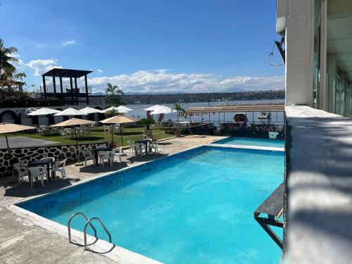 Bazén v ubytování Hotel en Tequesquitengo nebo v jeho okolí
