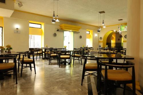 Restoran atau tempat lain untuk makan di Aristos Puebla