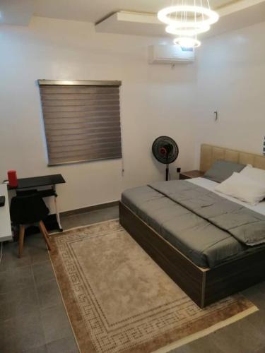 Galería fotográfica de Minimalist Solar Power 247Security 5G Wifi en Lekki