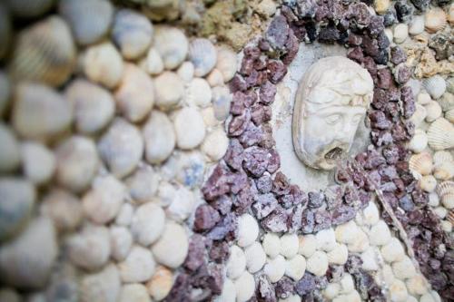 Photo de la galerie de l'établissement Elegant Town house-sleeps 14, à Saint-Hippolyte-du-Fort