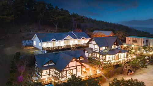 Phong cảnh thiên nhiên gần nhà nghỉ dưỡng