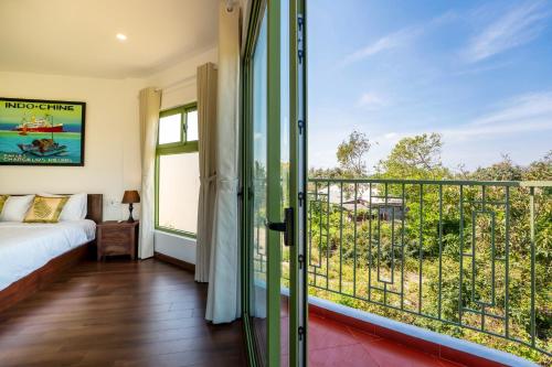 Кровать или кровати в номере Pine Beach apartment