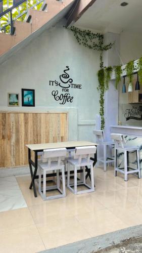Εστιατόριο ή άλλο μέρος για φαγητό στο Medewi Hady Surf Camp