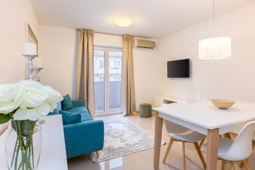 Cozy Apartment Aurora