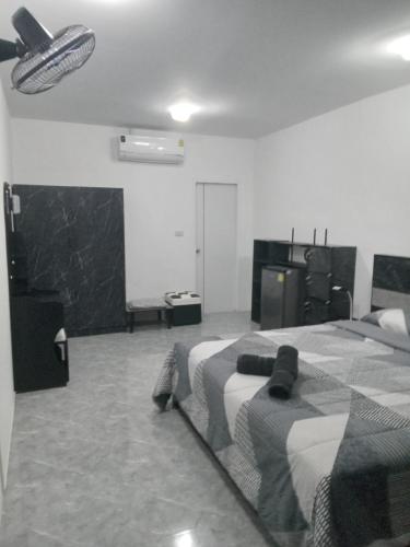 Postel nebo postele na pokoji v ubytování Thaineth Sport Camp