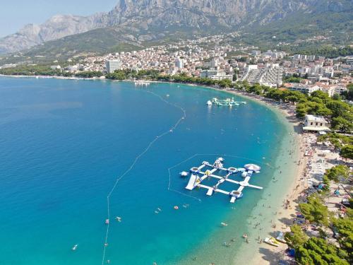 Apartment by the beach, with sauna