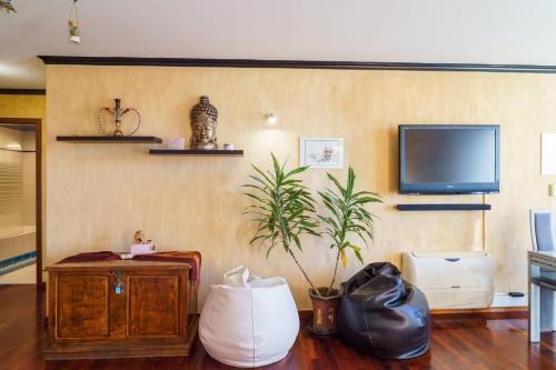 GuestReady - A homely retreat in São Martinho