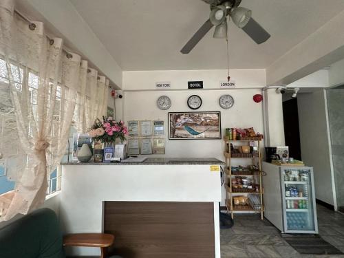 Kuchyň nebo kuchyňský kout v ubytování Brielles Travellers Inn