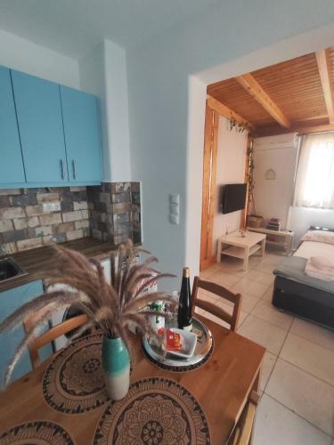 Folia Naxos Rooftop Apartment 8