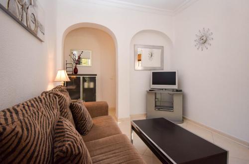 Ref 291 Apartamento con terraza y piscina cerca de la playa