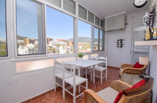 Ref 291 Apartamento con terraza y piscina cerca de la playa