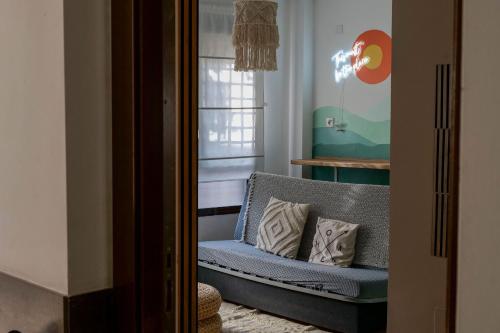 Studio 5 mins from El Palo Beach WiFi & AC