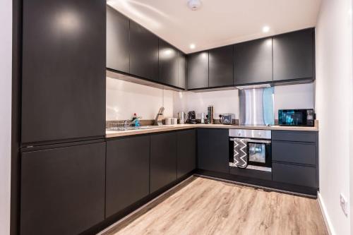 Central Liverpool Apartment, Sleeps 6 with Parking photo 16