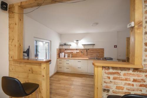 Η κουζίνα ή μικρή κουζίνα στο Chalet Fridrihštajn