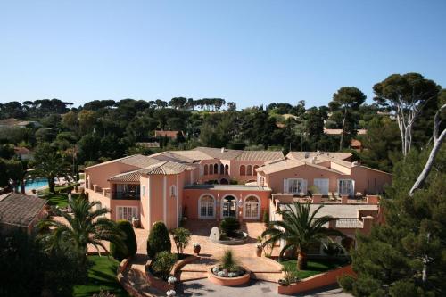 Bazén v ubytování Villa Miraé by Inwood Hotels - Cap d'Antibes nebo v jeho okolí