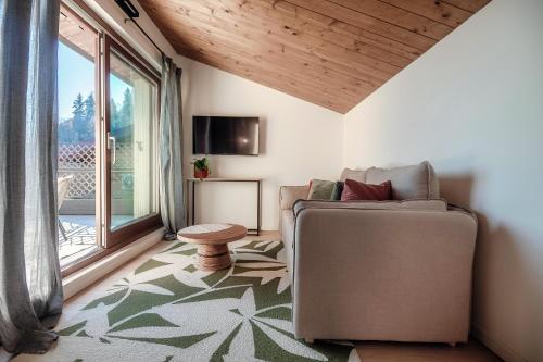 Bella Vita - by MyHomeInComo photo 3