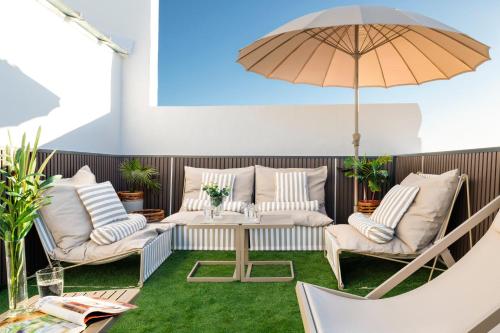 ODonnell Deluxe Private House by Valcambre