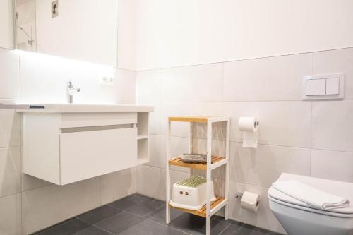 Et badeværelse på Strandhaus Zingst Apartment 04