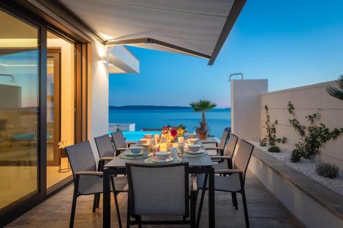 Villa Maxime with Heated Pool