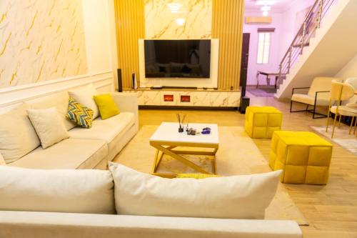 Zona d'estar a Luxury Maisonette