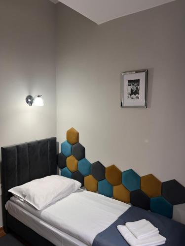 Ένα ή περισσότερα κρεβάτια σε δωμάτιο στο Hotel Park