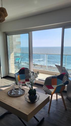 Appartement de charme, face à l'ocean