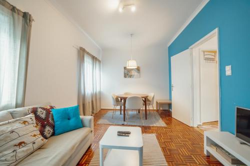 Summer Espinho Flat by Vacationy