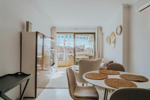 WELCS APARTAMENTO 208 EMP cerca de la playa