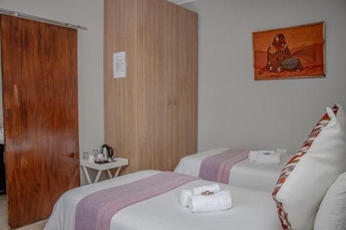 Gallery image of Woodpecker's Inn Guest House in Kempton Park