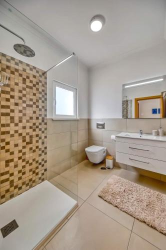 838 Villa Larissa
