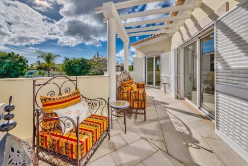 838 Villa Larissa