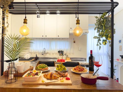 Đồ ăn tại/gần căn hộ