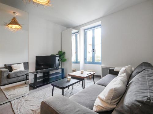 Renovated 2 rooms Monaco border