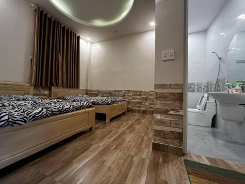 Koupelna v ubytování Salem House