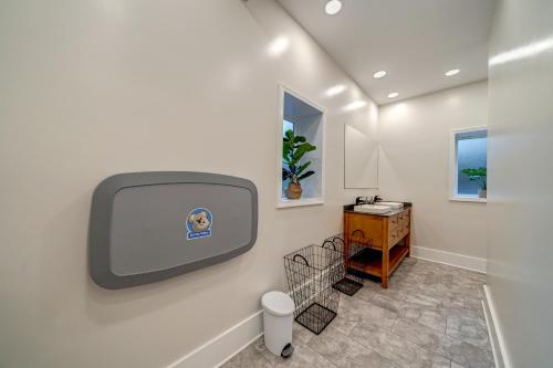 Φωτογραφία από το άλμπουμ του Firefly Ridge Luxury Retreat σε Great Cacapon
