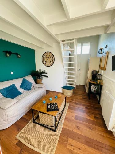 Au Chant des Mouettes