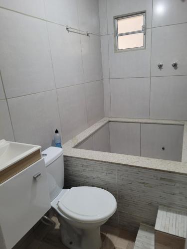 Bilik mandi di Casa Aguiar