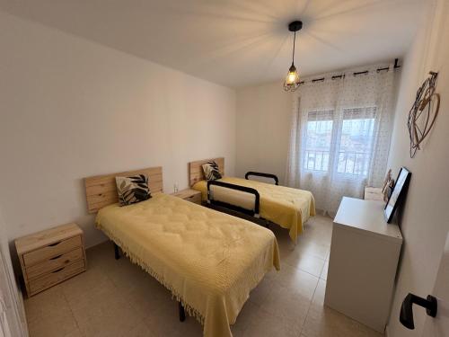 Precioso Apartamento en primera línea de Mar Santa Margarita Roses